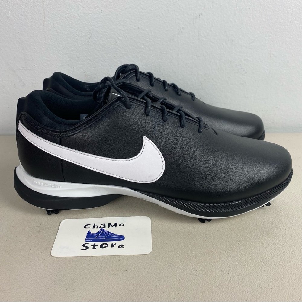 Nike Black and White Athletic Shoes